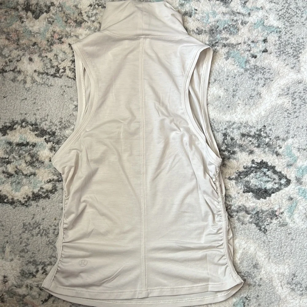 Lululemon See The Horizon Tank in Dune
